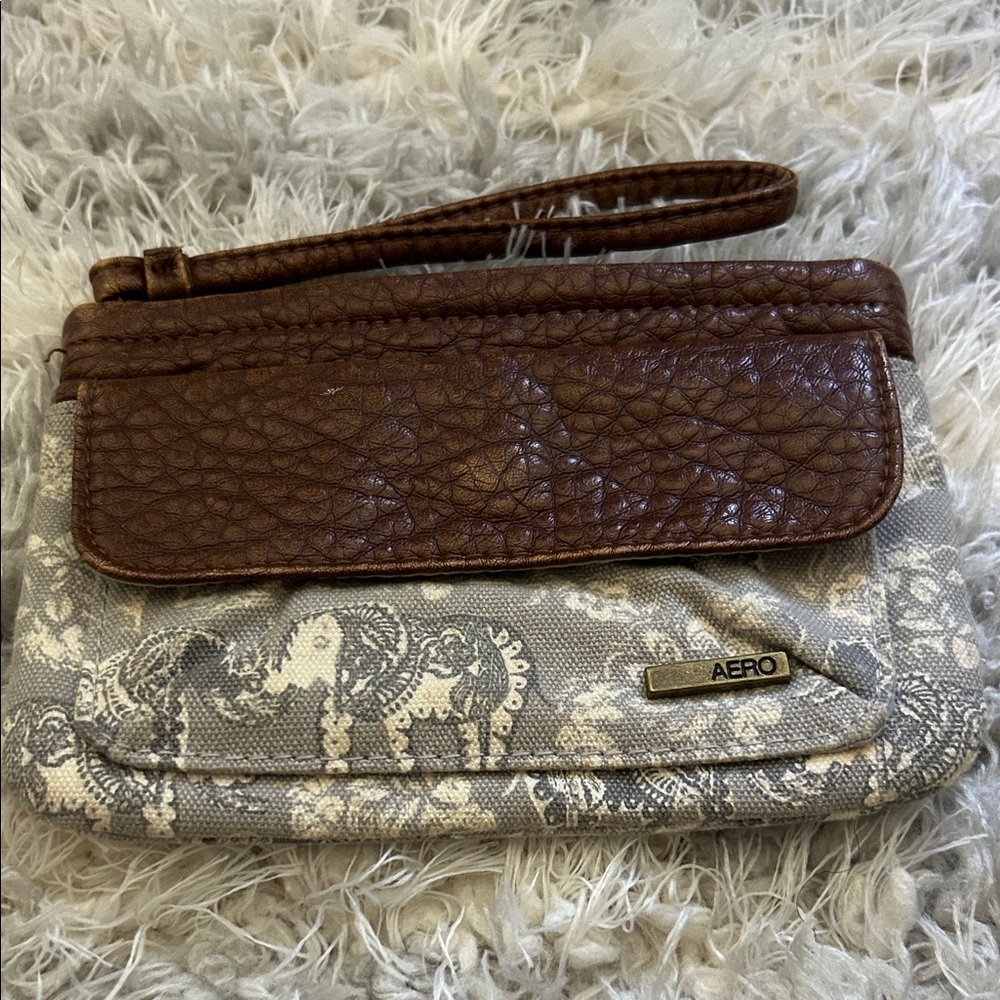 Aeropostale Brown and Gray Wristlet